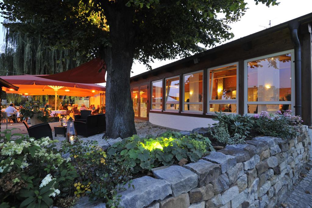 Hotel Dreimaedelhaus Espelkamp-Mittwald Bagian luar foto
