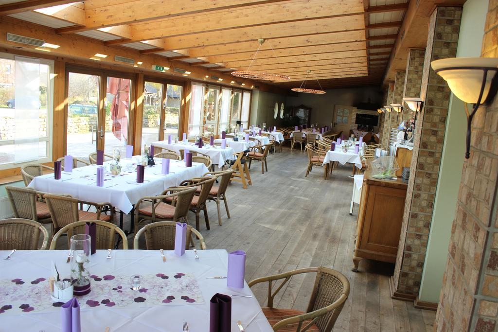 Hotel Dreimaedelhaus Espelkamp-Mittwald Bagian luar foto