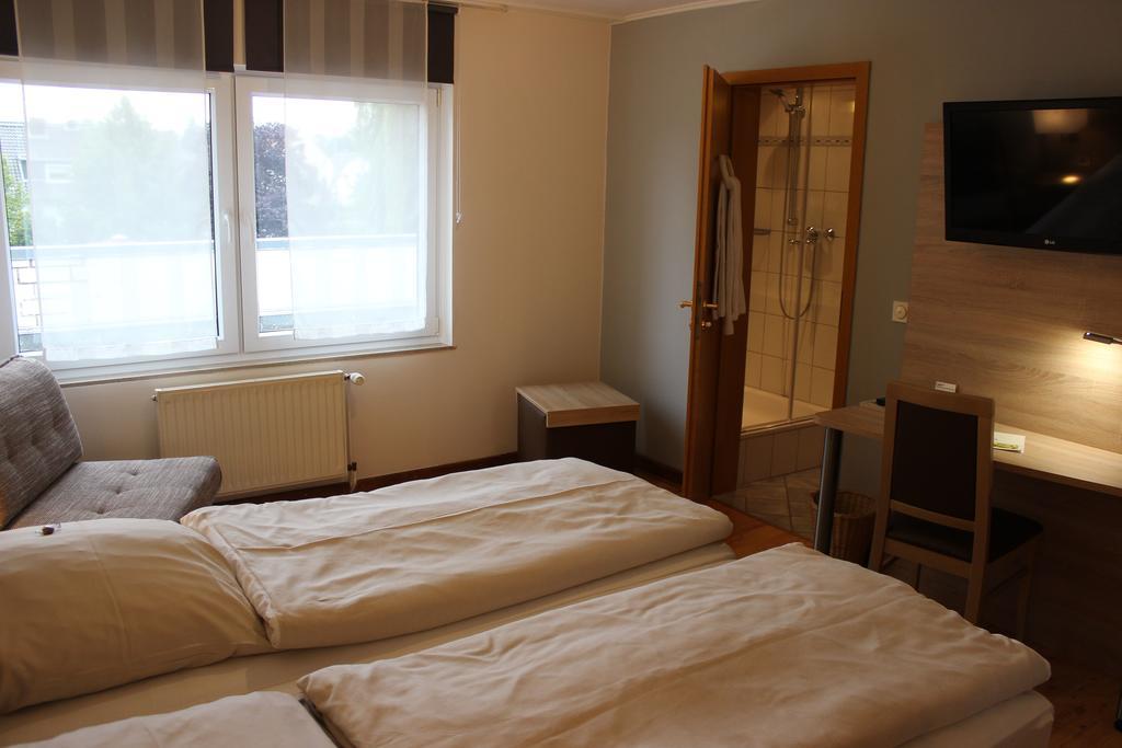 Hotel Dreimaedelhaus Espelkamp-Mittwald Bagian luar foto
