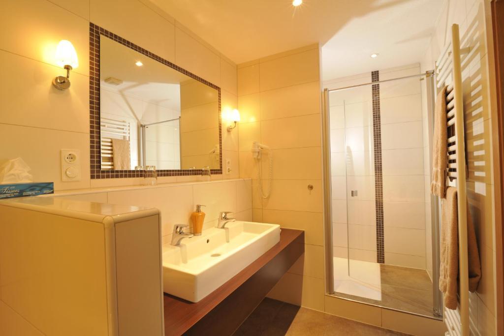 Hotel Dreimaedelhaus Espelkamp-Mittwald Ruang foto