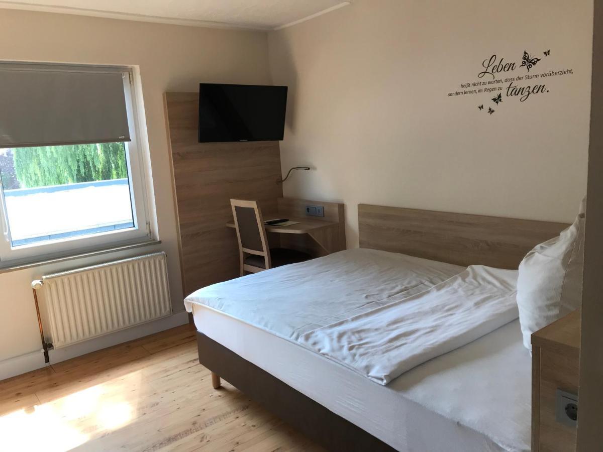 Hotel Dreimaedelhaus Espelkamp-Mittwald Bagian luar foto